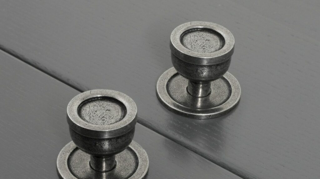 Quebec Finesse Knobs